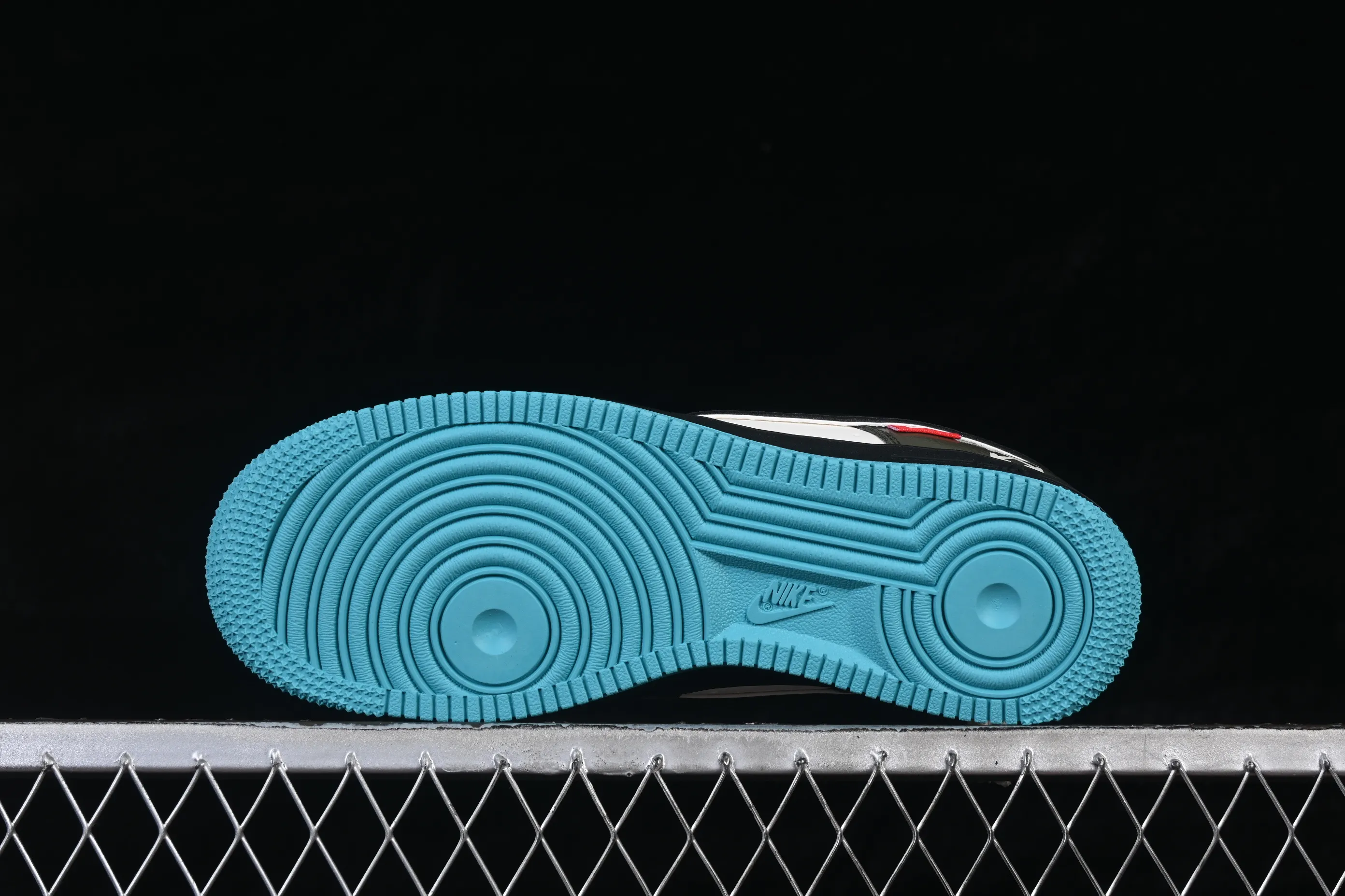 All categories Nk Air Force 1 Air Force series Nk Air Force 1 Low Air Force low-top Nike Air Force 1'07 Low joint black, green and blue Air Force low-top casual sneakers QW5836-022